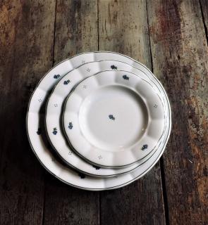 Babiččin porcelán - modré kvítky - sada 18 ks silnostěnných talířů Velikost: 26 cm