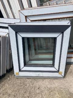 okno 50x50antracit sklopne