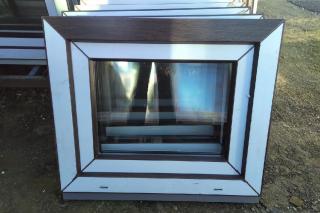 okno 60x50  tmavy dub sklopne