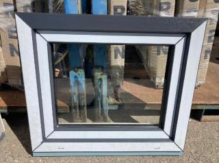 okno 70x60 antracit sklopne