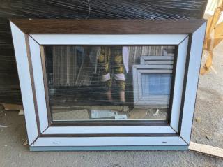 okno 80x60  tmavy dub sklopne