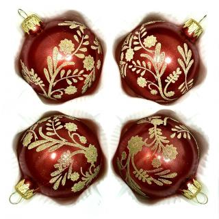 IRISA Červené vánoční koule 7 cm – Královská elegance se zlatým květinovým vzorem ( Sada 4 ) Balení: 4ks, Barva: červená, Velikost: 7 cm