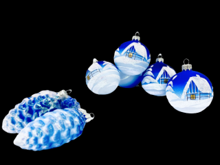 Irisa LUXUSNÍ SET Vánoční ozdoby NANCY -  mordé dekor chalupa  , BOX 39 ks Balení: 39ks, Barva: modrá, Velikost: 7 cm