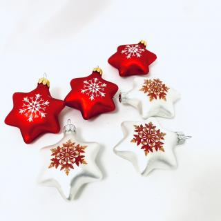 Sada 6 Kusů skleněných vánočních ozdob - Hvězdy s vločkovým motivem (bílo-červená) Balení: 6 ks, Barva: červená;bílá, Velikost: 6 cm
