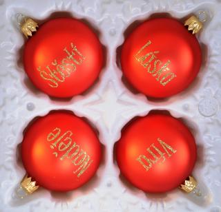 Vánoční koule, sada 4 ks, ZAMYŠLENÍ  velikost 6 cm Balení: 4ks, Barva: červená, Velikost: 6 cm