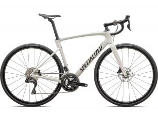 Silniční kolo Specialized Roubaix SL8 Comp 2024  RED GHOST PEARL OVER DUNE WHITE/METALLIC OBSIDIAN Barva kola: RED GHOST PEARL OVER DUNE…