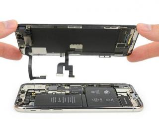 Výměna LCD + dotyku APPLE iPhone 11