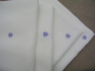 Lněné prostěradlo bílé Barva: Bílé, Rozměr: 180x200x10 cm (dvoulůžko), Typ: S gumou