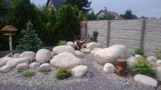 Žulové říční valouny Solitéry