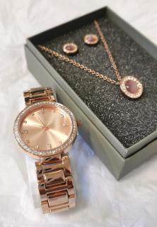 BONPRIX hodinky+náušnice+náhrdelník Pozlacená