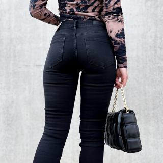 Černé džíny Classic Velikost: L