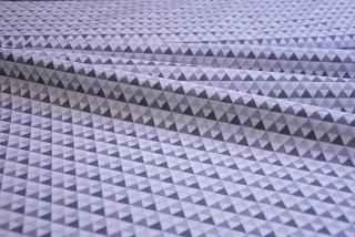 Látka geometrický vzor trojúhelníky šedé, bílá