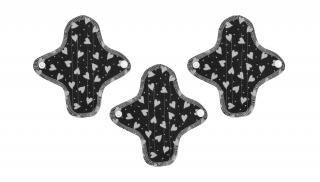 Slipové látkové vložky z biobavlny Mini - Black Hearts 3 ks