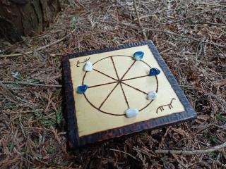 Hra Rota, MARCUS dřevěné hrací kameny: dub, buk, jasan, topol, vrba ..