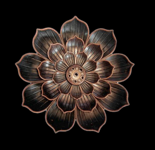 Mani Bhadra Stojánek na vonné tyčinky a kužely Lotosový květ kovový (odstín měď), Ø 8,5 cm
