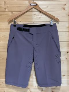 ION kraťasy Scrub 2024 - SOMBER AMETHYST Velikost: M