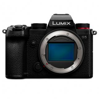 Panasonic Lumix DC-S5