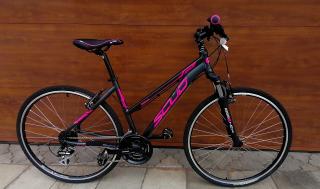 Krosové kolo SCUD "PERCA LADY" 28" ALTUS/ACERA 3x8 V-brake černo růžový