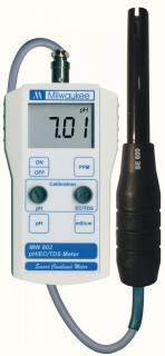 Milwaukee MW 802 pH+EC+TDS monitor
