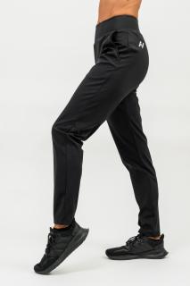 NEBBIA Elite Essentials Slim fit legíny s kapsami Sleek 482 Black Barva: Černá, Velikost: L