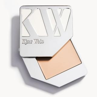 Kjaer Weis Luxusní Bio certifikovaný krémový make-up Lightness 7,5 ml
