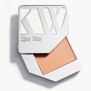 Kjaer Weis Luxusní Bio certifikovaný krémový make-up Paper Thin 7,5 ml