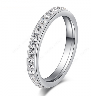 Decentní prsten z chirurgické oceli s malými zirkonky SR000048 Velikost: 11