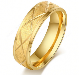 Masivní prsten z rýhováním z chirurgické oceli- zlatý SR00081 Velikost: 10