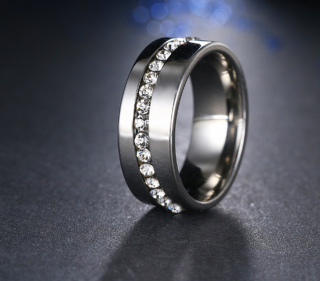 Stříbrný prsten z chirurgické oceli se zirkony- Twisted style SR000040 Velikost: 8