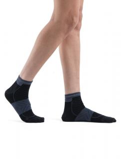 Dámské merino ponožky ICEBREAKER Wmns Merino Run+ Ultralight Mini, Black/Graphite velikost: 35-37 (S)