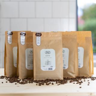 Balíček káv Doporučujeme 5 x 500g - Mletí: Středně mletá káva - pro většinu automatických kávovarů a překapávačů, pro moka konvičku (mletí…