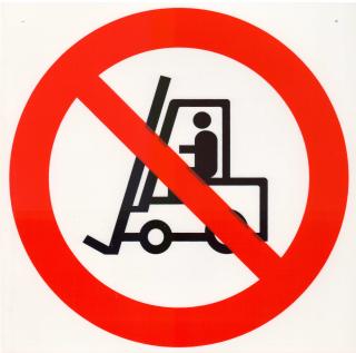 Symbol - zákaz provozu vozíků (plastová tabulka 210x210 mm)