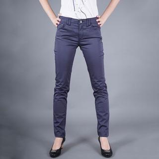 Luxusní dámské džiny Armani Jeans modré Velikost džíny: 26