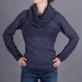 Luxusní dámský šedý svetr Armani Standardní velikosti: L