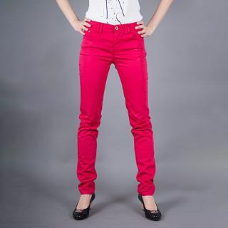 Nádherné dámské džiny Armani Jeans červené Velikost džíny: 24