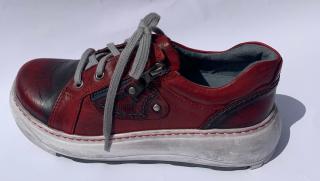 Kacper 2-6488 dámská vycházková kožená obuv červená Barva: Červená, Velikost: 38