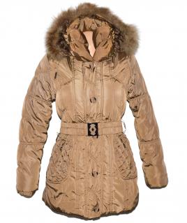 Dámský hnědý prošívaný zimní kabát s páskem a kapucí FOREST S/M