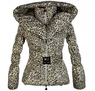 Dámský prošívaný leopardí kabát s páskem a kapucí S