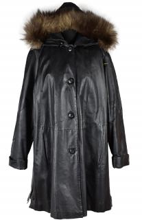 KOŽENÝ dámský černý zateplený kabát s kapucí s pravou kožešinou 48