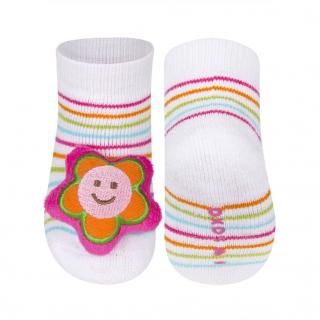 Ponožky s chrastítkem  SOXO, bílé, motiv kytička Velikost: 0 - 6 měsíců