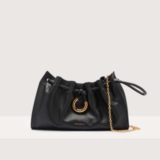 COCCINELLE ISABELA SMALL KOŽENÁ KABELKA NOIR SS25