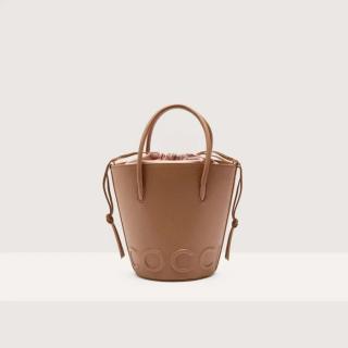 COCCINELLE MYRTHA MAXI LOGO KOŽENÁ KABELKA BUCKET BAG SKIN SS25