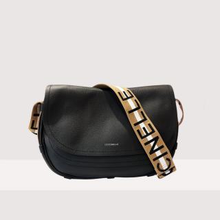 COCCINELLE RAQUEL LARGE KOŽENÁ KABELKA NOIR/CUIR SS25