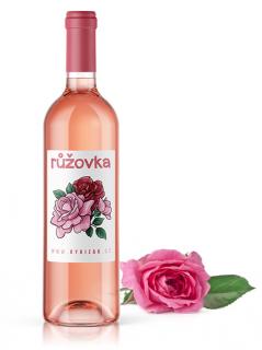 Růžovka - víno z květů růží | 12% alk.  | Rybízák.cz