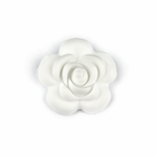Silikonový korálek - bílý - růže - 40 x 40 x 15 mm - 1 ks