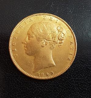 Investiční zlatá mince britský Sovereign - Victoria první portrét (typ štít) 1843