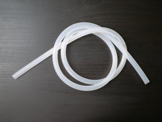 Silikonová hadička na ozonátor Délka: 1,5 m, Průměr: 5/8 mm