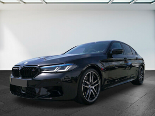 BMW M5 xDRIVE sedan - černá Sapphire metalíza