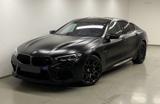 BMW M8 Competition xDrive GRAN COUPÉ - černá matná Frozen Black metalíza