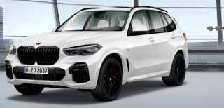 BMW X5 M50i xDrive - bílá Mineral White metalíza